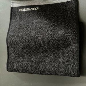 Louis Vuitton Men's Scarf  [Monogram Classic]